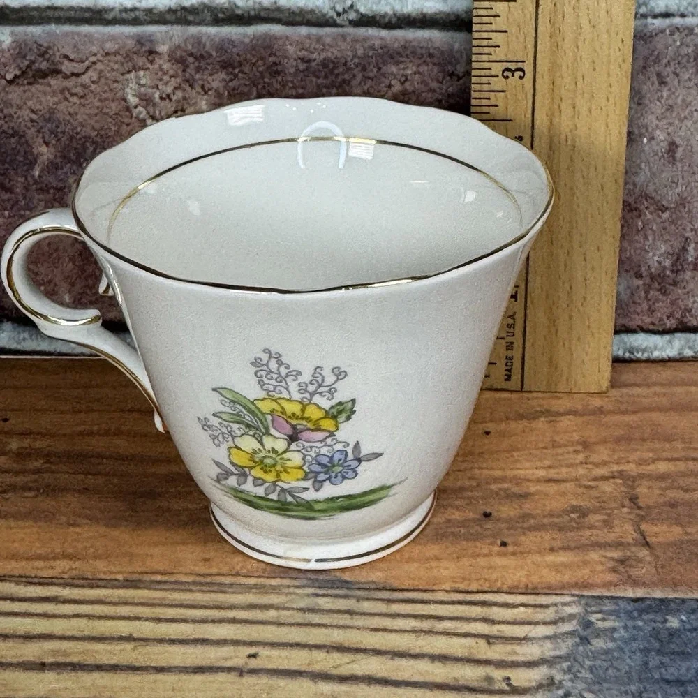 Colclough vintage teacup